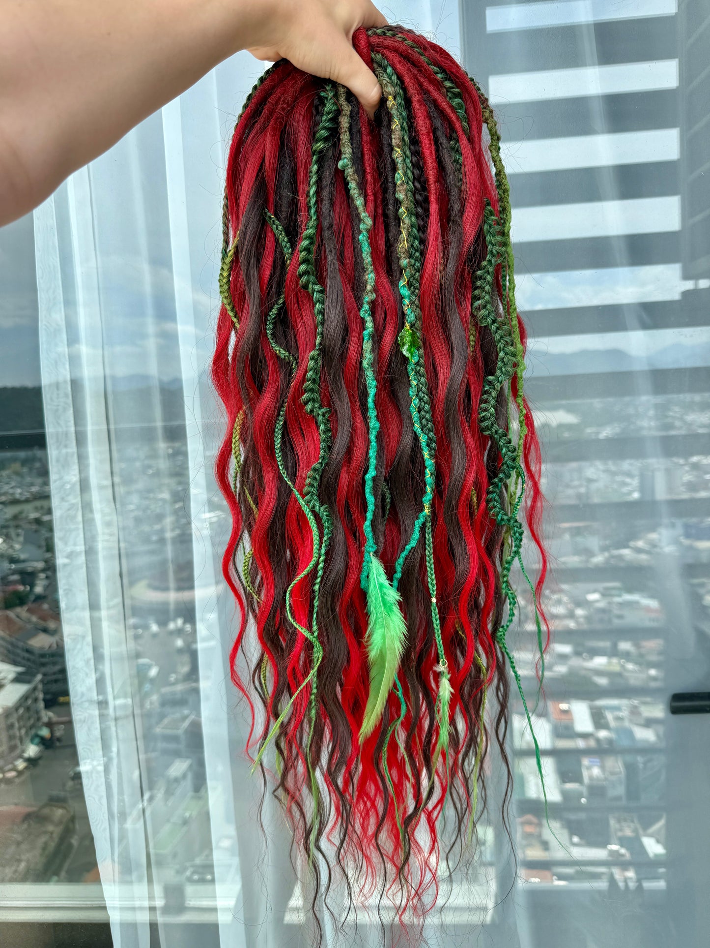 Burning Ivy Dreadlocks – Red, Green & Black Curly Fantasy DE Hair Extensions