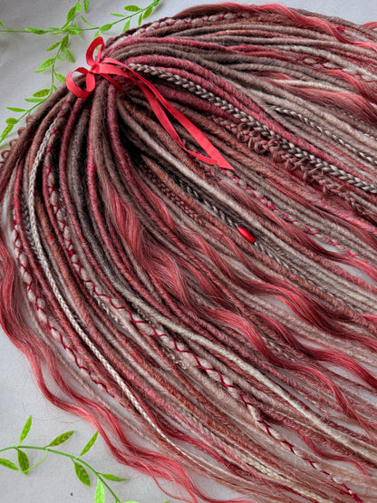 Handmade Blonde Dreadlock Set with Red Accents | Long Wavy DE Dreads 70–75 cm | Ready to Ship