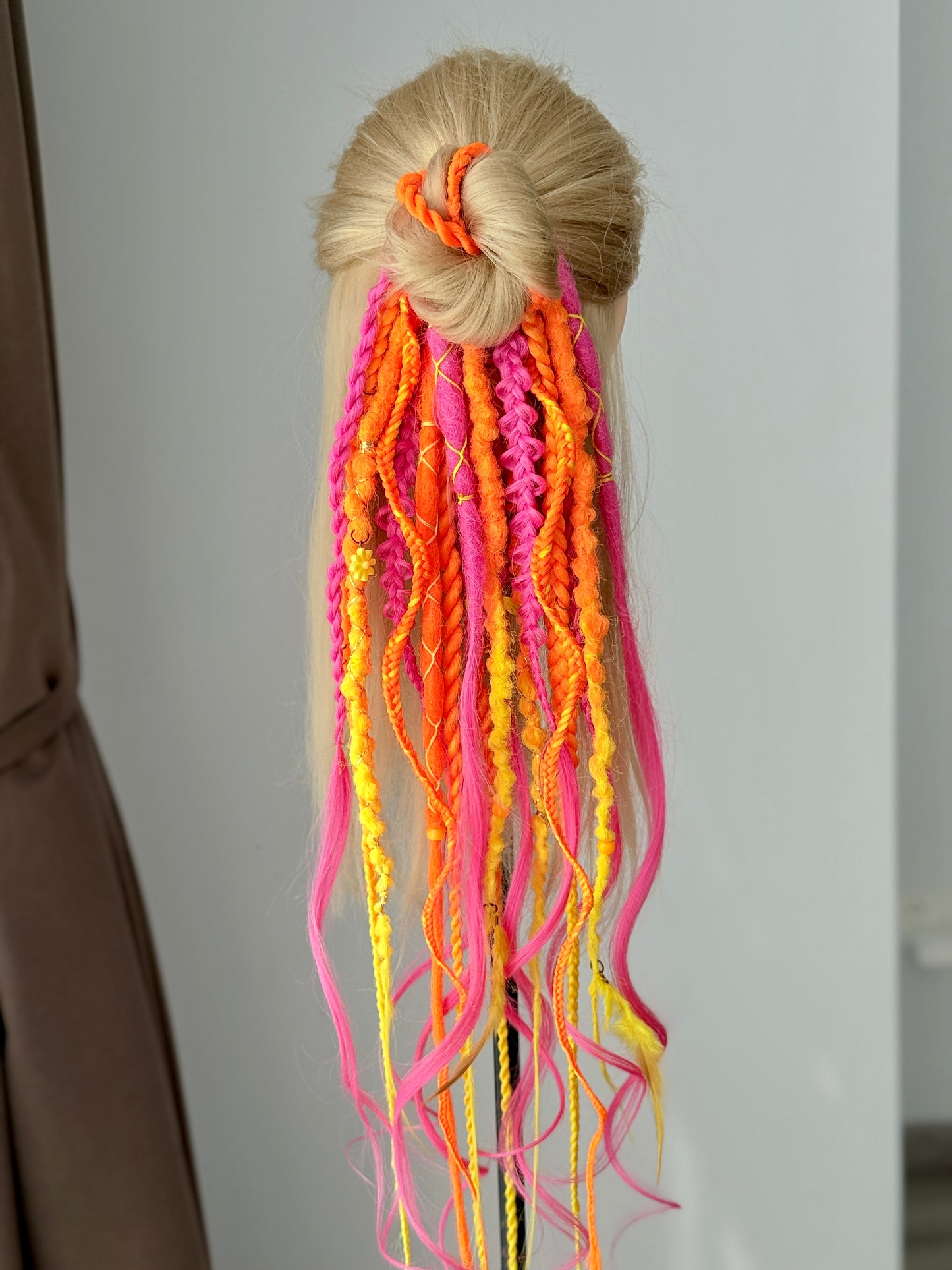 Neon Dread Hair Accessories Set – Scrunchie + 4 Clips, UV Reactive Festival Hair