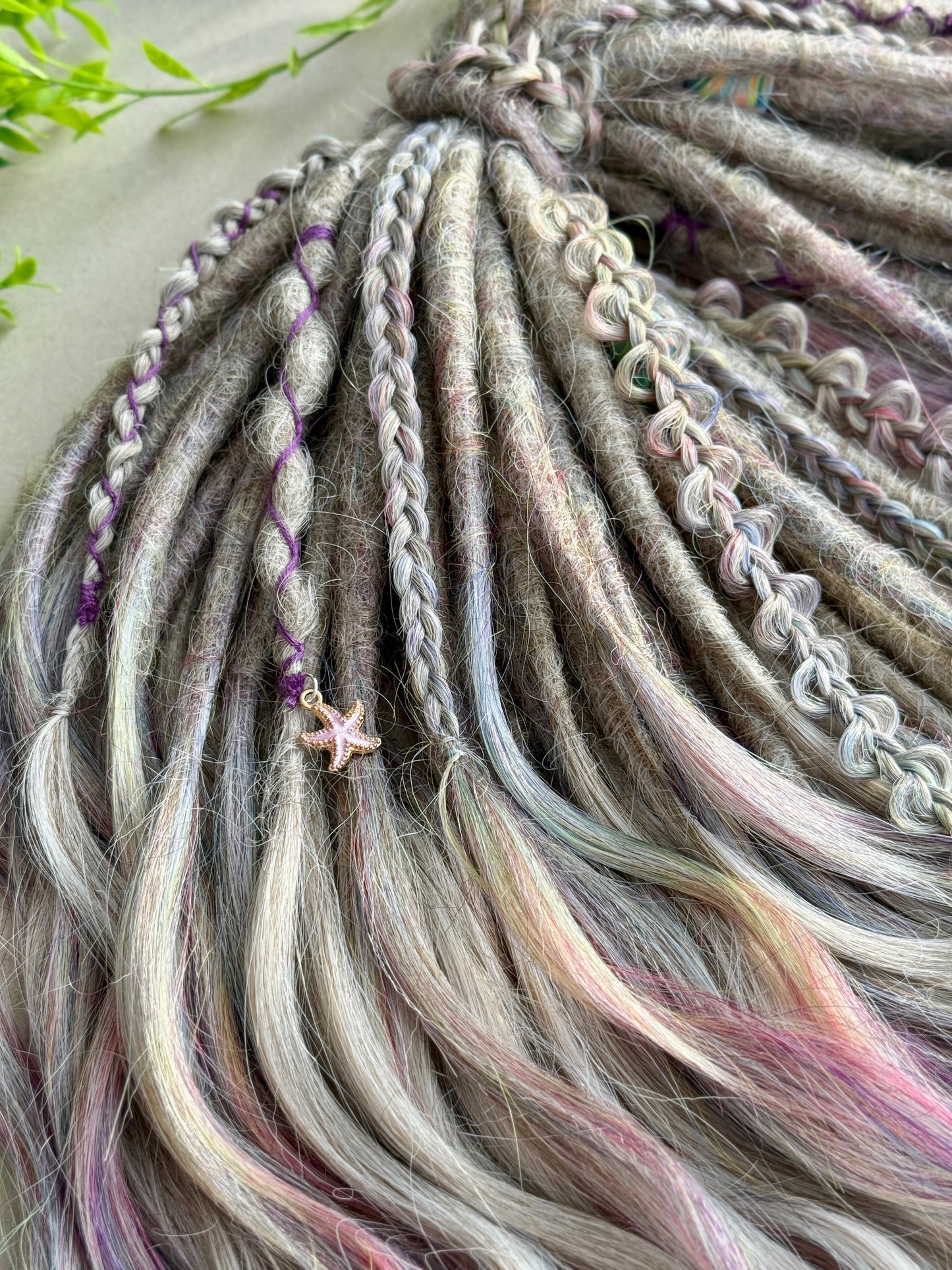 Sunborn Dreadlocks – Rainbow Fantasy Hair Extensions with Blonde Curls (DE / SE)