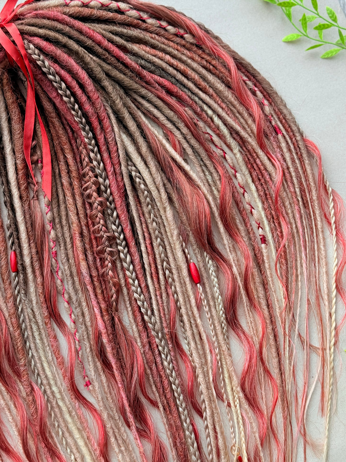 Handmade Blonde Dreadlock Set with Red Accents | Long Wavy DE Dreads 70–75 cm | Ready to Ship